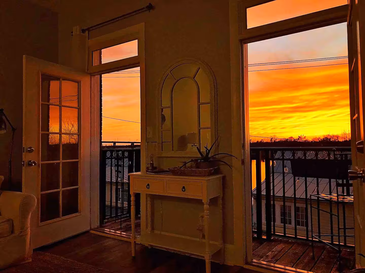 Cozy Downtown Condo with River Views property photo 13