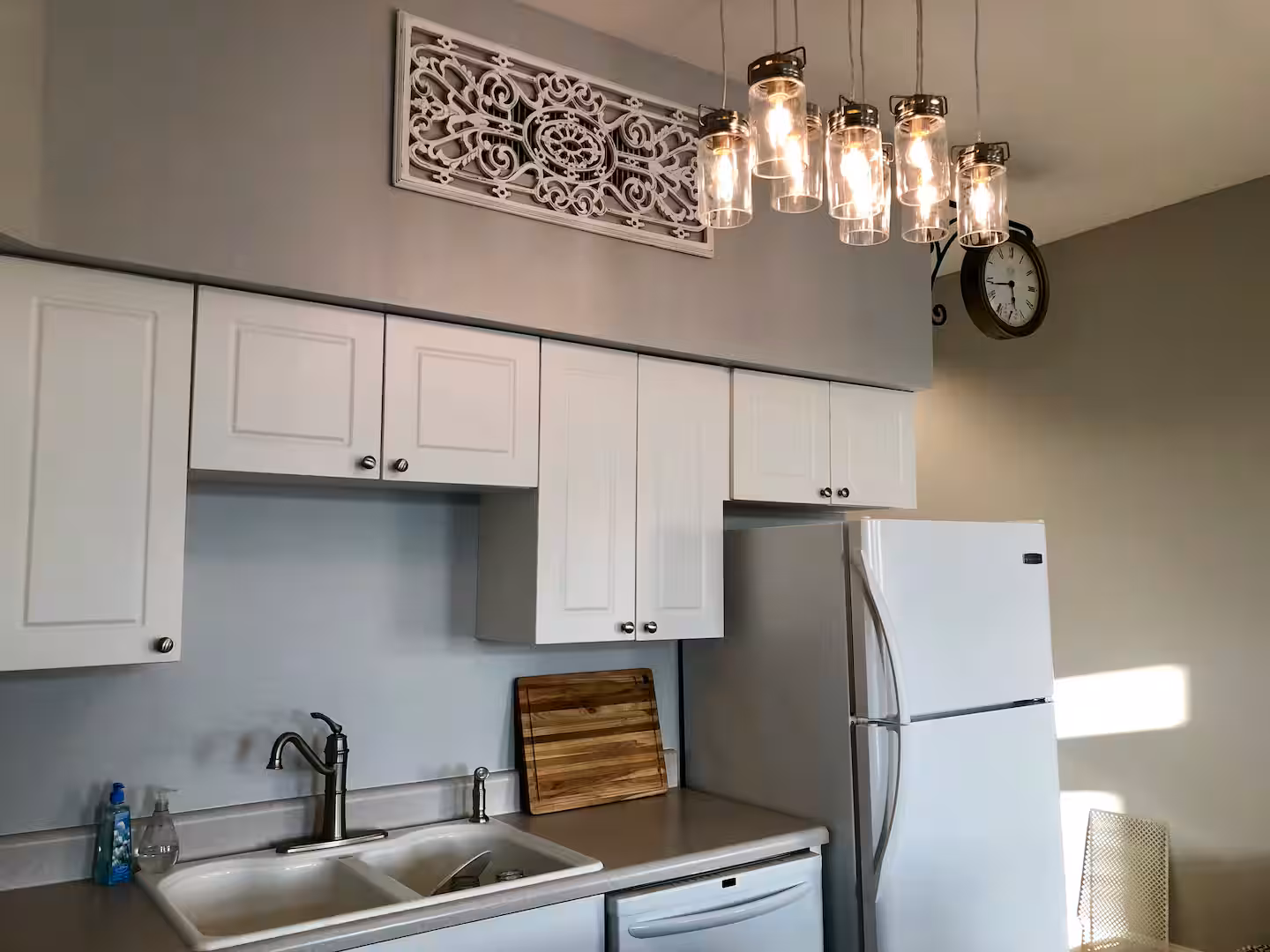 Cozy Downtown Condo with River Views property photo 12